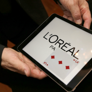 Magicien numerique, magie digitale et numérique – Magicien mentaliste Paris