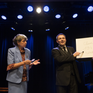 Spectacle magie stand-up et one-man-show – Magicien mentaliste Paris