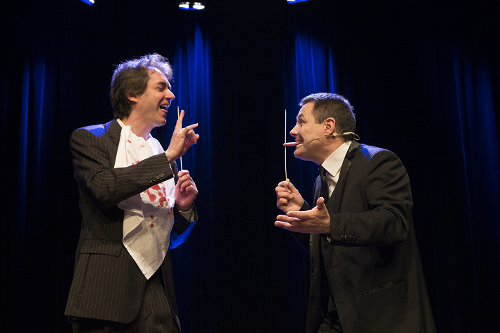 Spectacle magie stand-up et one-man-show – Magicien mentaliste Paris